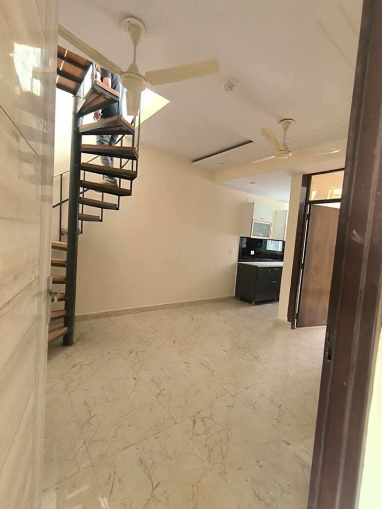  Parking, sector 1 greater noida 3 Bedroom 2040 Sq.Ft. Apartment In Sector 1 Greater Noida Greater Noida 8283577