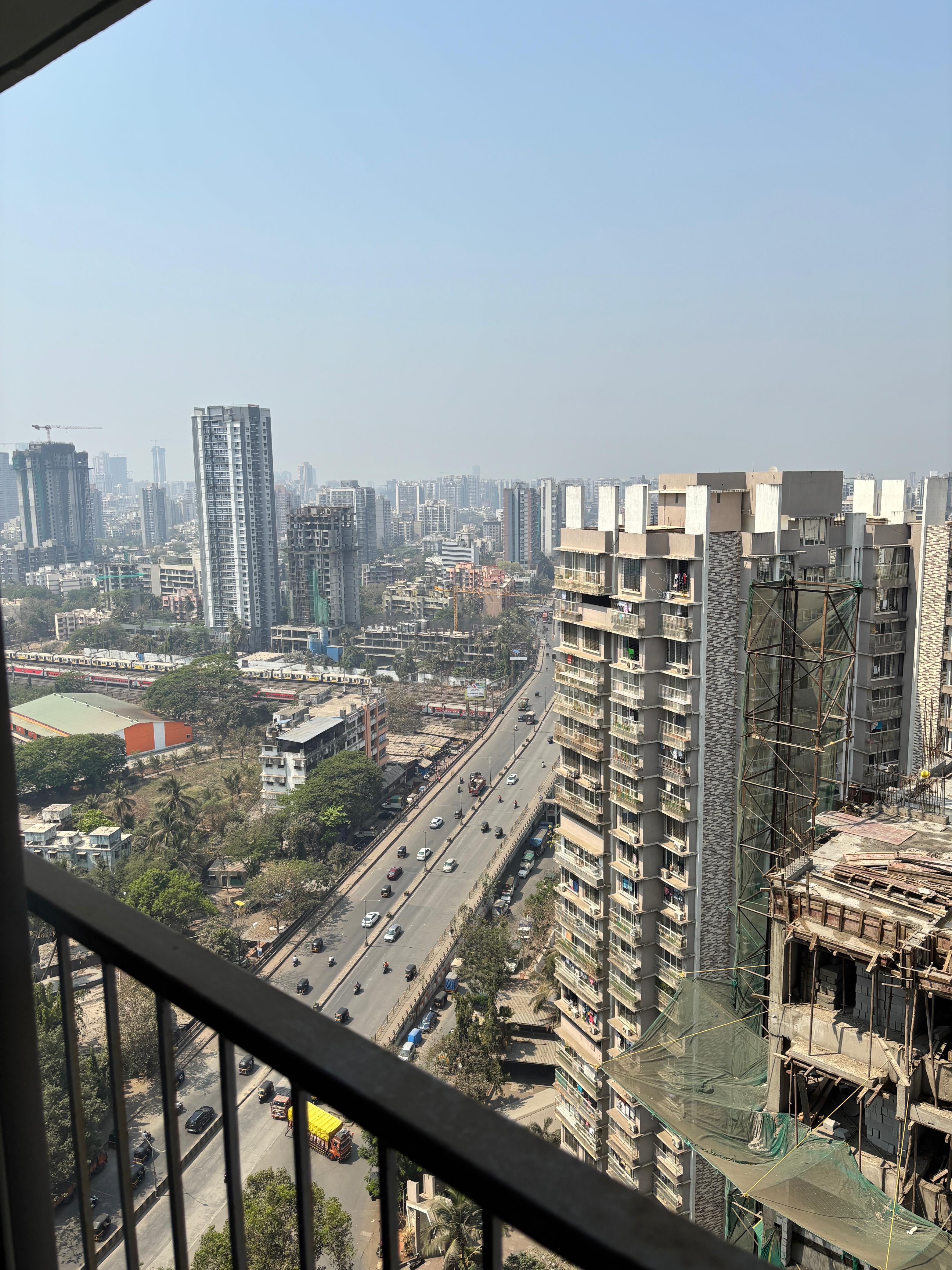 3 BHK Apartment For Sale in Rustomjee Summit