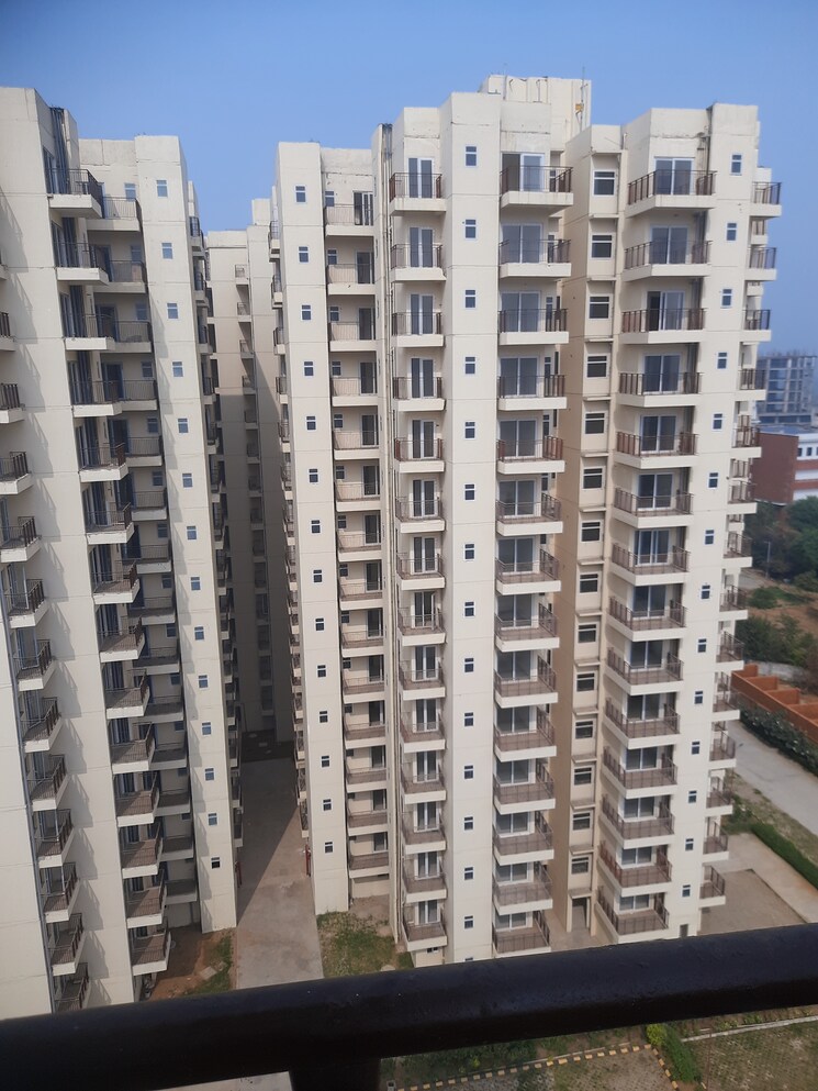 Exterior View, pivotal-paradise 3 Bedroom 716 Sq.Ft. Apartment In Sector 62 Gurgaon 8283630