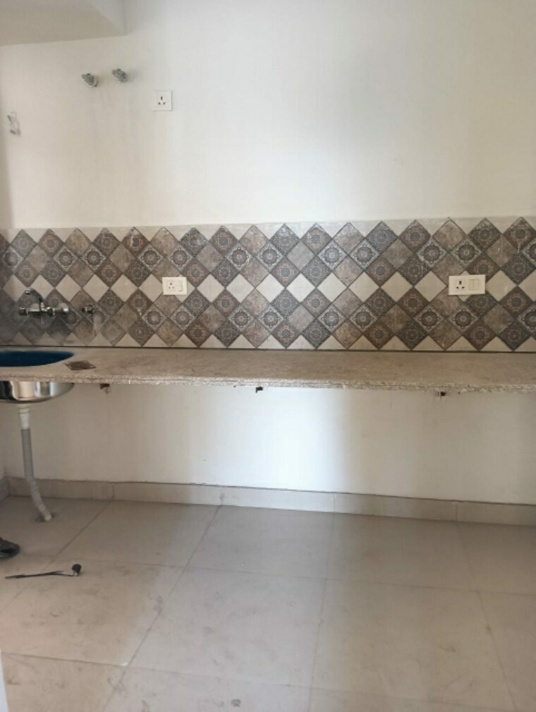 Kitchen, signature-orchard-avenue-2 2 Bedroom 680 Sq.Ft. Apartment In Sector 93 Gurgaon 8283644