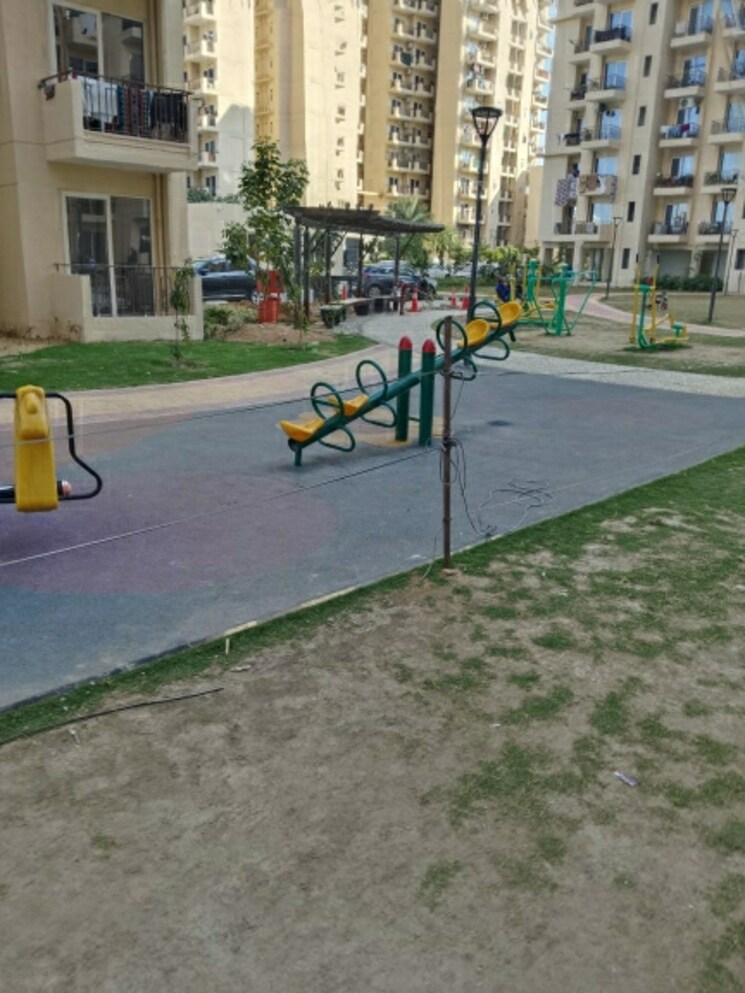  Parking, signature-orchard-avenue-2 2 Bedroom 680 Sq.Ft. Apartment In Sector 93 Gurgaon 8283644