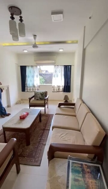 2 BHK Apartment For Rent in Bandra West