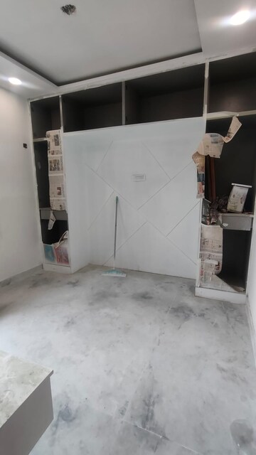 Master Bedroom in 3 BHK Builder Floor at Rohini Sector 25 – for Sale
