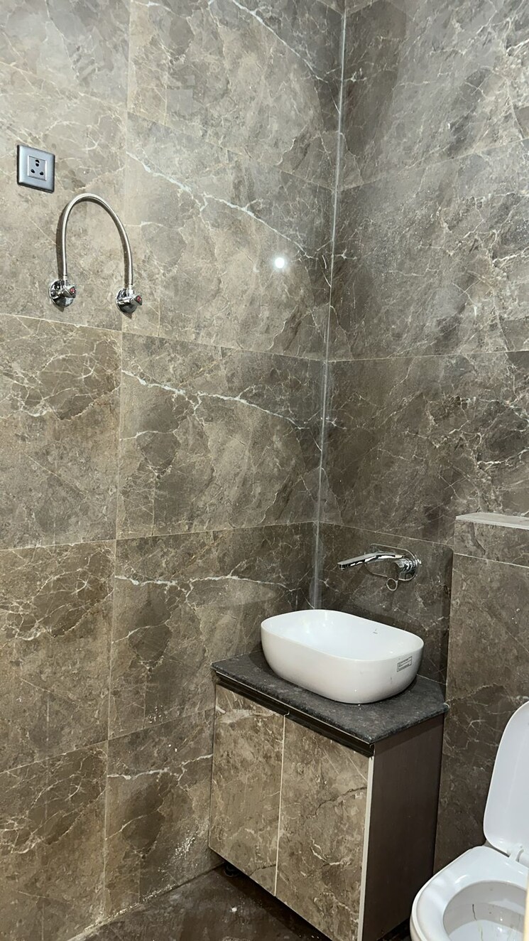 Bathroom, aerocity 4 Bedroom 2700 Sq.Ft. Independent House In Aerocity Mohali 8283703