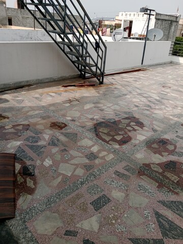 Balcony in 1 BHK Builder Floor at Sector 6 – for Rent
