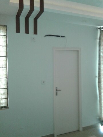 Building Lobby in 3 BHK Apartment at Omaxe Royal Residency Faridabad, Sector 79 – for Rent