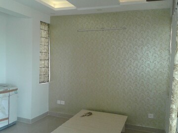 Room in 3 BHK Apartment at Omaxe Royal Residency Faridabad, Sector 79 – for Rent