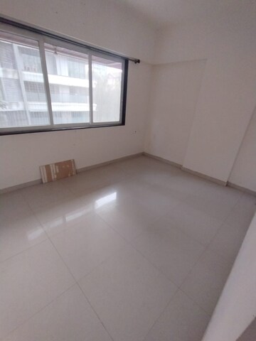 Room in 1.5 BHK Apartment at Gardenia Apartment Santacruz, Santacruz East – for Rent