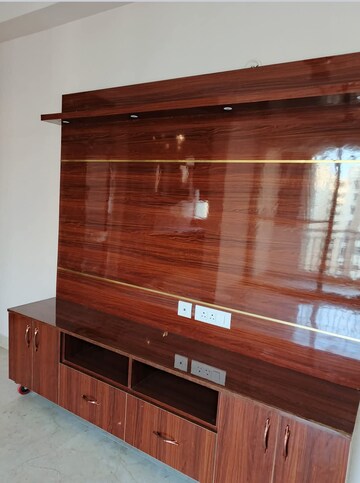 Furnished Amenities in 3 BHK Apartment at Amrapali Golf Homes, Sector 4, Greater Noida – for Rent