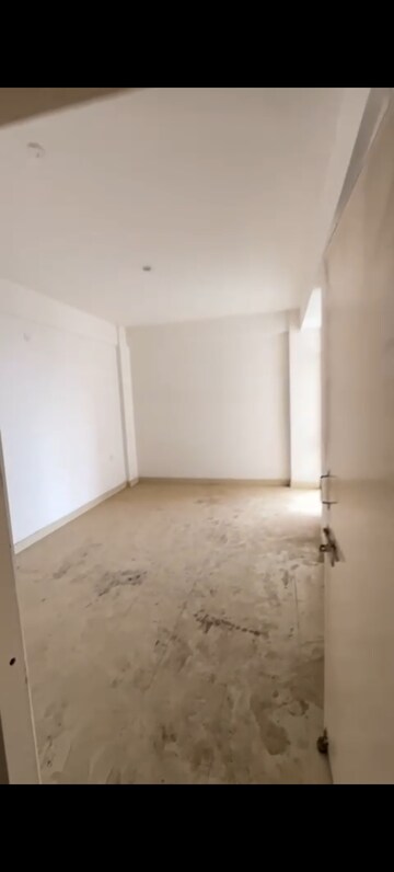 Room in 2 BHK Apartment at Breez Global Heights, Sohna Sector 33 – for Rent