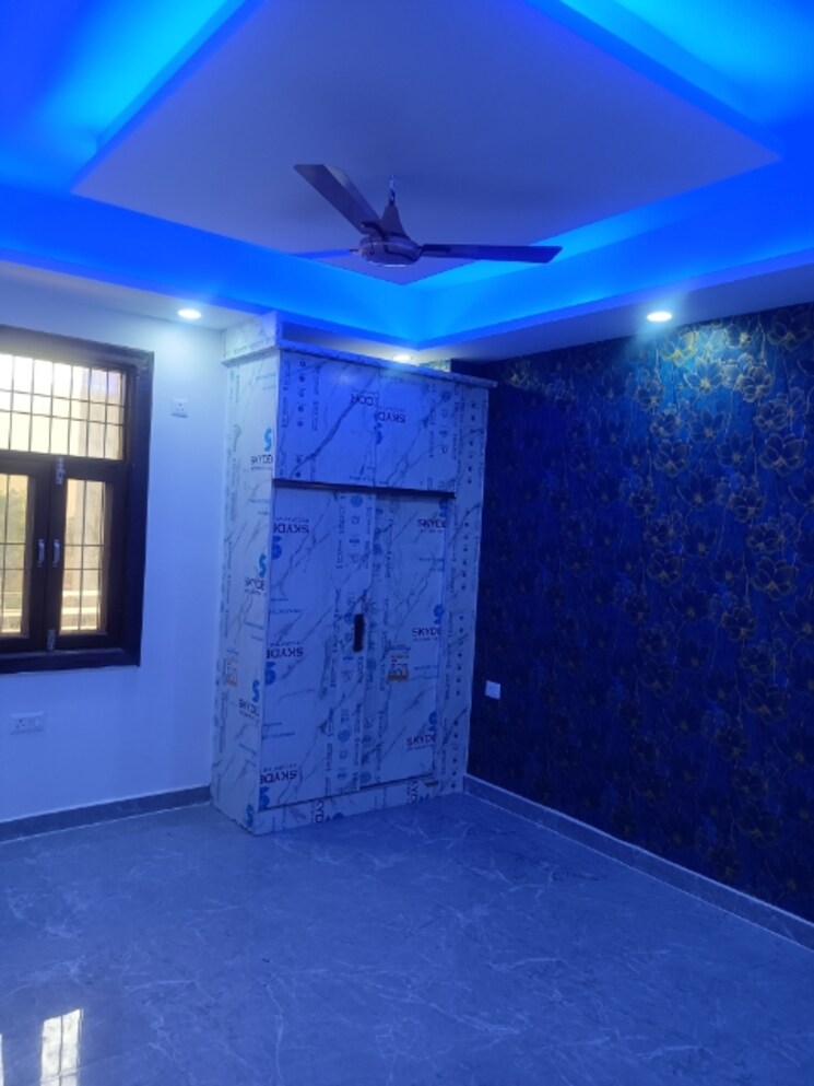 Living Room, vishal-sahakari-awas-samiti 3 Bedroom 2100 Sq.Ft. Apartment In Siddharth Vihar Ghaziabad 8283834