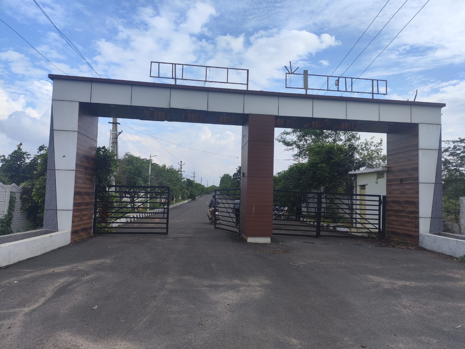 Plot For Sale in Little Kingdom