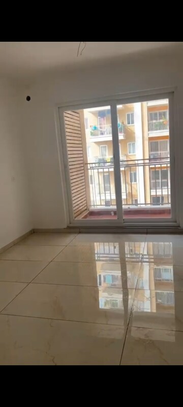 Room in 3 BHK Apartment at Rishita Manhattan, Gomti Nagar – for Sale