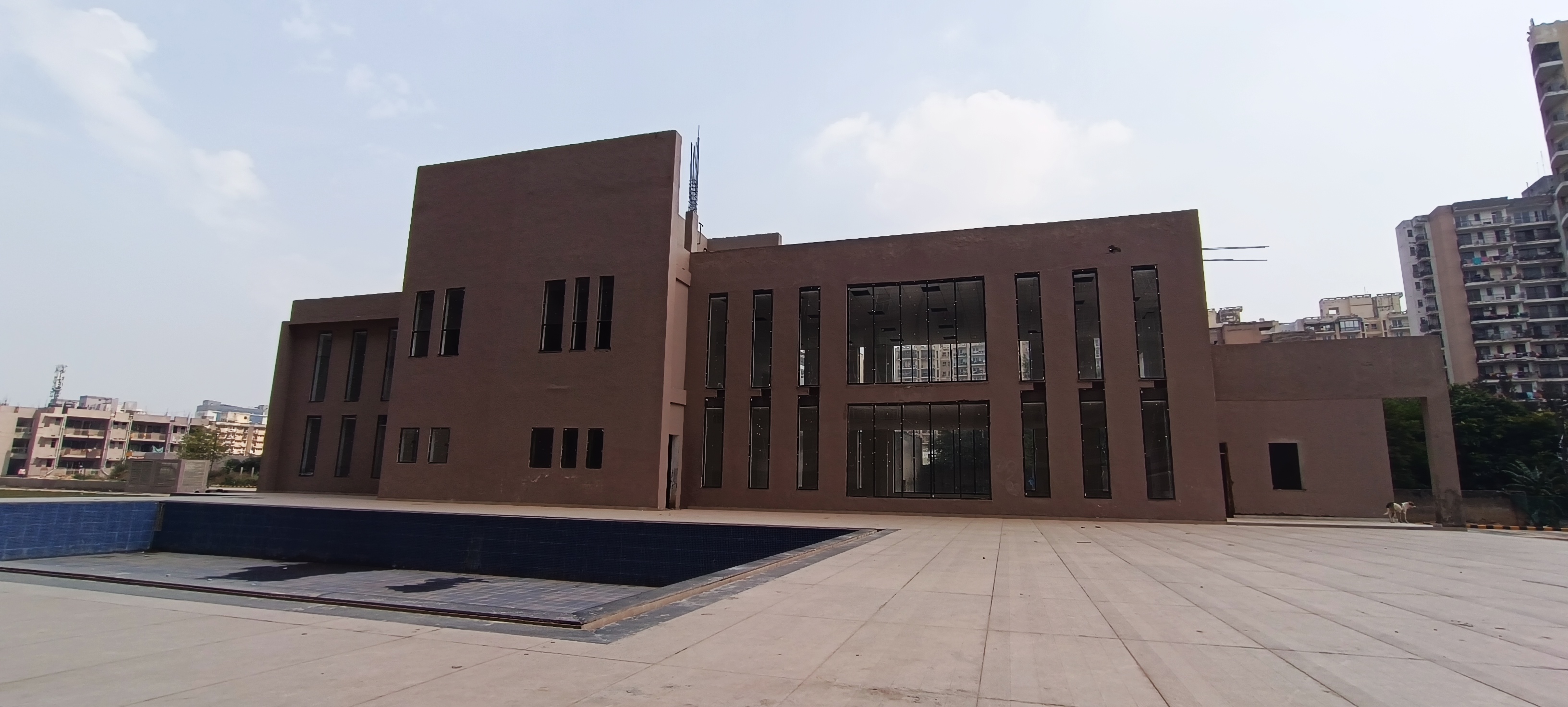 3.5 BHK 2200 Sq.Ft. Apartment in ILD Greens