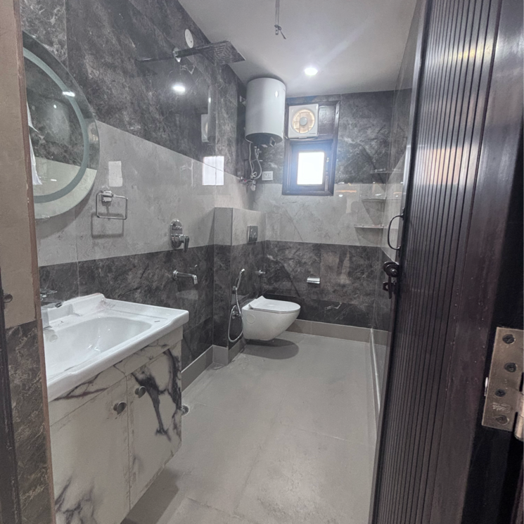 Bathroom, saket 3 Bedroom 1400 Sq.Ft. Builder Floor In Saket Delhi 8283997