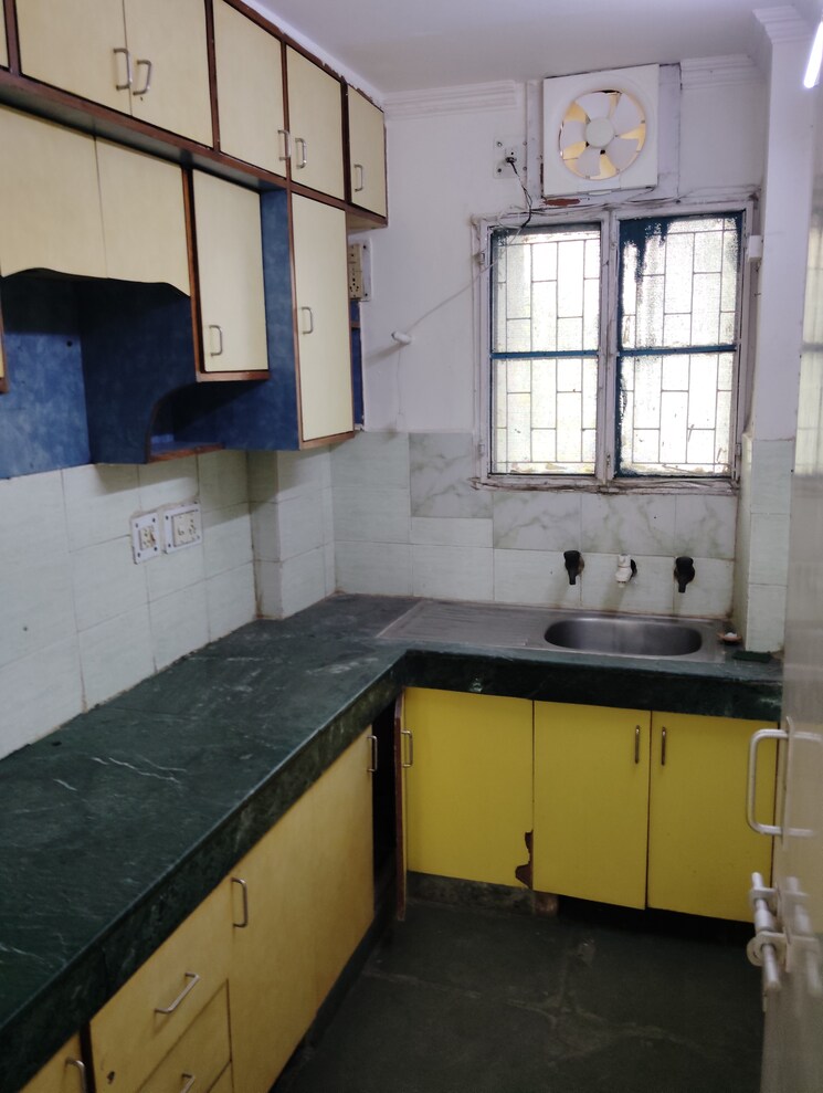 Kitchen, alok-vihar 2 Bedroom 880 Sq.Ft. Apartment In Sector 50 Noida 8284012