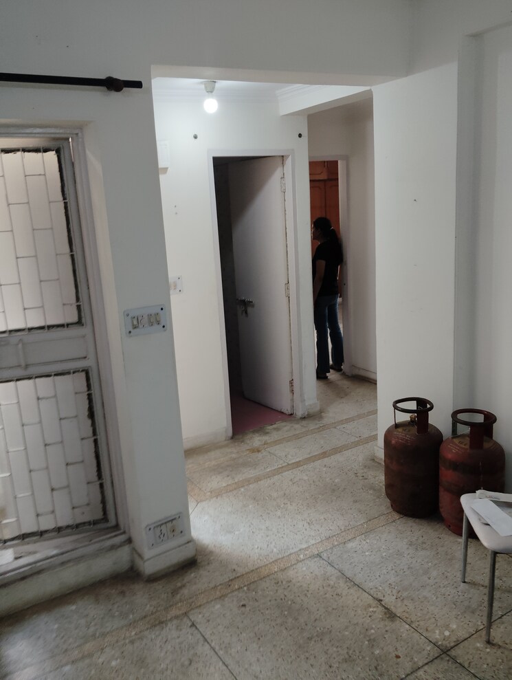 undefined, alok-vihar 2 Bedroom 880 Sq.Ft. Apartment In Sector 50 Noida 8284012