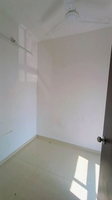 Room in 2.5 BHK Apartment at Lodha Palava Marvella A H, Dombivli East – for Rent
