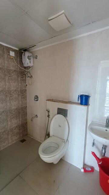 Bathroom in 2.5 BHK Apartment at Lodha Palava Marvella A H, Dombivli East – for Rent