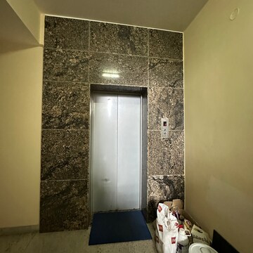 Building Lobby in 3 BHK Apartment at Banashankari – for Rent