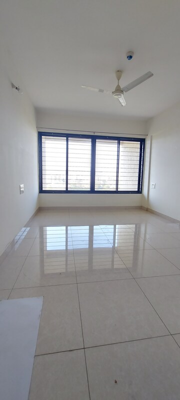 Room in 3 BHK Apartment at Sargam CHS Nanded, Sinhagad Road – for Sale