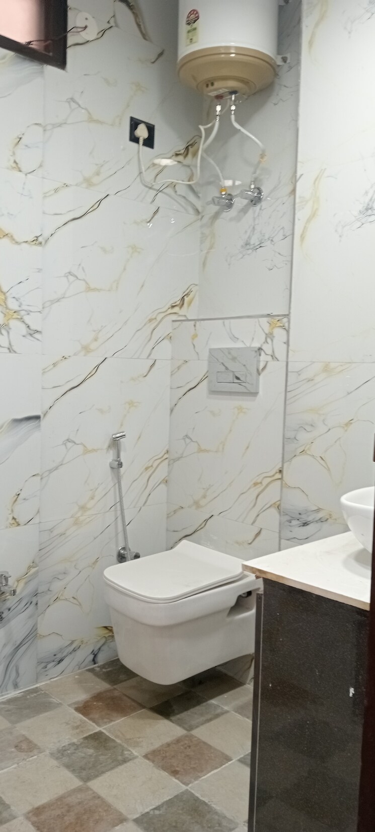 Bathroom, govindpuri 3 Bedroom 1100 Sq.Ft. Builder Floor In Govindpuri Delhi 8284096