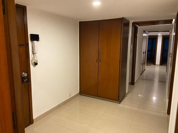 Room in 4 BHK Builder Floor at Vasant Vihar – for Rent