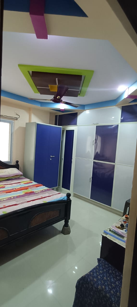 2 BHK + Servant Room Apartment For Sale in KRM Colony