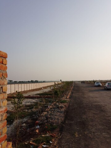  Plot For Sale in Jewar