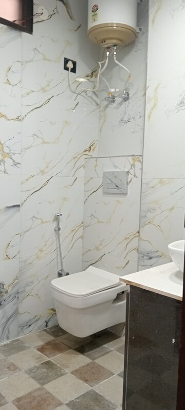 Bathroom in 3 BHK Builder Floor at Govindpuri – for Rent