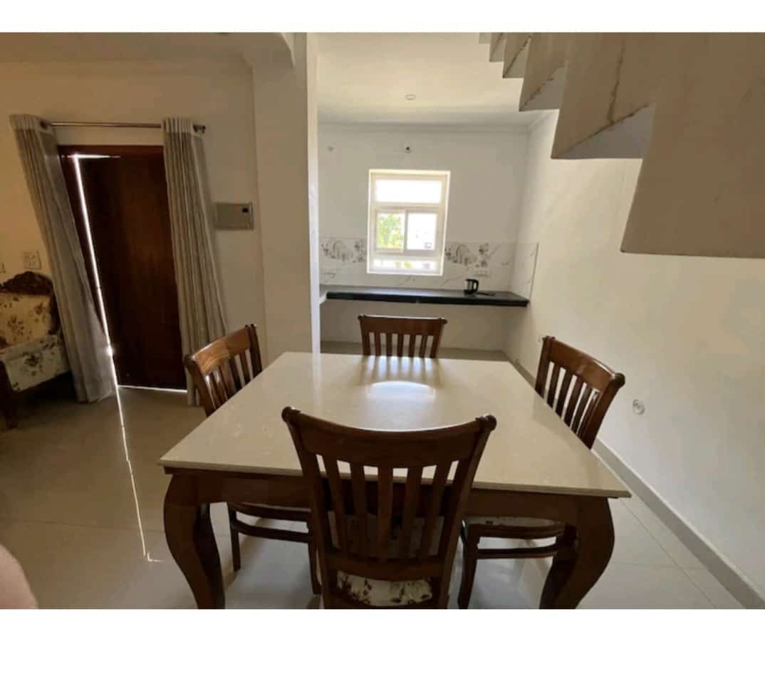 5 BHK + Study Room Independent House For Sale in Sector 40