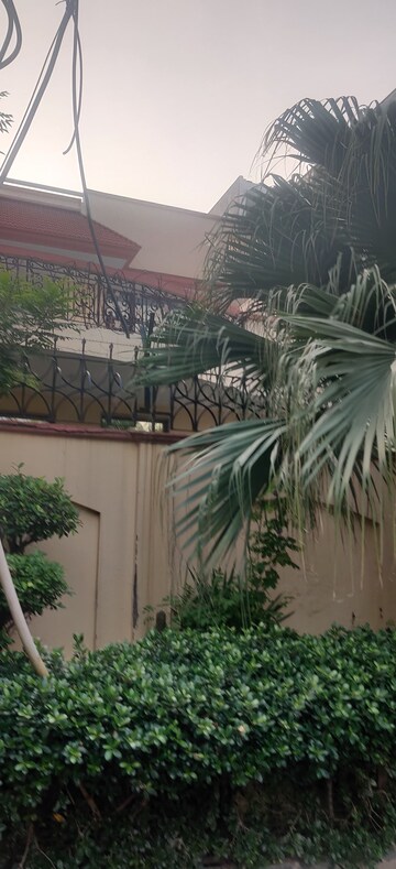 Balcony in 5 BHK Independent House at Sector 40 – for Sale