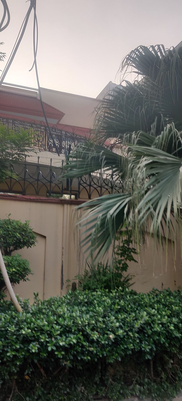 Balcony, sector 40 5 Bedroom 162 Sq.Mt. Independent House In Sector 40 Noida 8284196