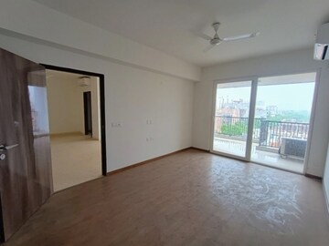 Room in 2 BHK Builder Floor at Vatika INXT Emilia floors, Sector 82 – for Rent