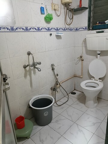 Attached Bathroom in 2.5 BHK Apartment at Seawoods West – for Sale