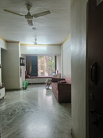 2.5 BHK Apartment For Sale in Seawoods West