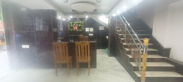 Parking in  Showroom at Dum Dum Road – for Rent