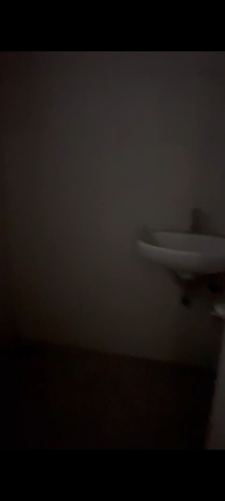 Bathroom, city-view-building 1 Bedroom 450 Sq.Ft. Apartment In Worli Mumbai 8284229