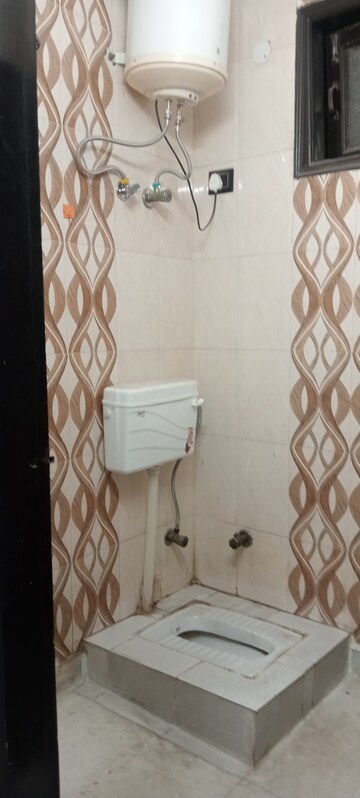Bathroom in 3 BHK Builder Floor at Govindpuri – for Rent