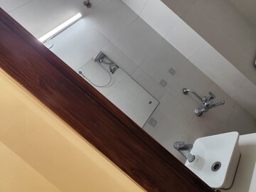 Furnished Amenities in 1 RK Independent House at Sector 38 – for Rent