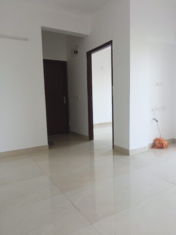 Room in 2 BHK Apartment at Ace Divino, Sector 1 Greater Noida – for Rent