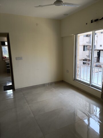 Room in 1 BHK Apartment at Devika Towers, Collectors Colony – for Rent