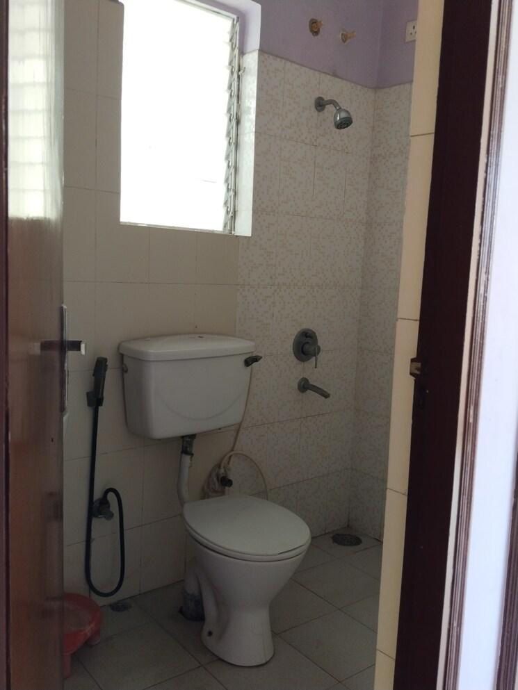 Bathroom, ideal-abasan 2 Bedroom 875 Sq.Ft. Apartment In Narayanpur Kolkata 8284336