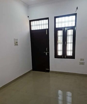 Room in 2 BHK Independent House at Jankipuram – for Rent