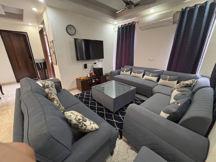 Master Bedroom, the-legend-one 3 Bedroom 1550 Sq.Ft. Builder Floor In Sector 57 Gurgaon 8284402