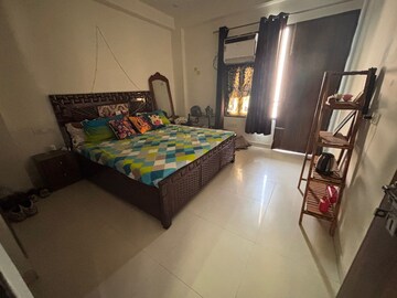 Bedroom in 3 BHK Builder Floor at The Legend One, Sector 57 – for Sale