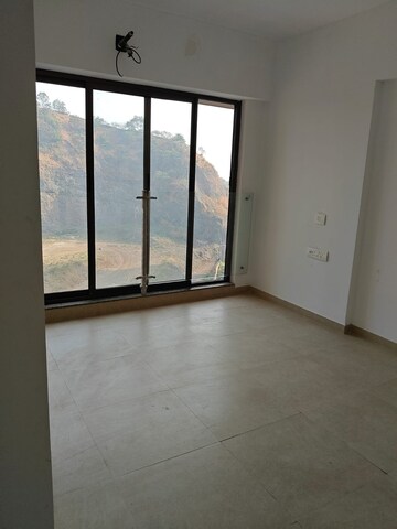 Room in 2 BHK Apartment at Kanakia Silicon Valley, Powai – for Rent