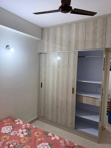 Room in 2 BHK Apartment at Conscient Habitat, Sector 99a – for Rent