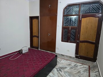 Bedroom in 1.5 BHK Builder Floor at Sector 28 – for Rent