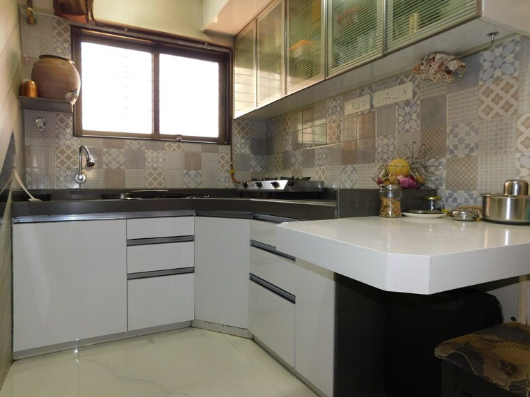 Kitchen, shri-ratan-luxuria-ratan-annex 1 Bedroom 300 Sq.Ft. Apartment In Cumbala Hill Mumbai 8284651